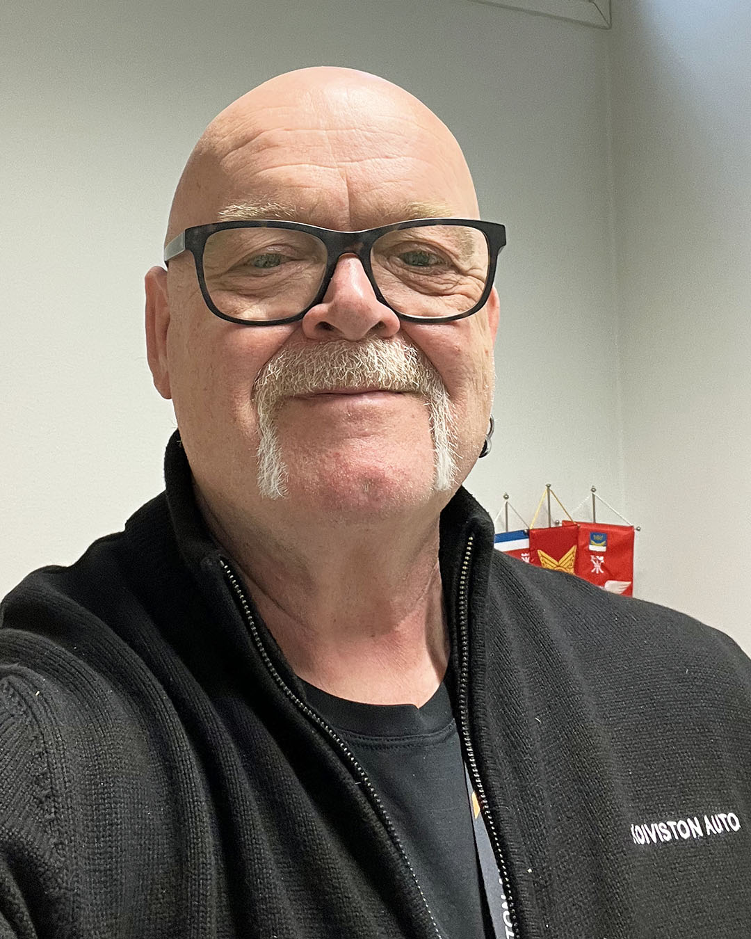 Selfie Kai Mäkisestä.