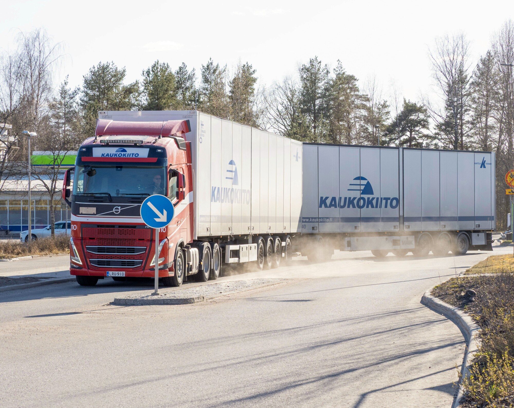 Kaukokiidon ketjupalaveri